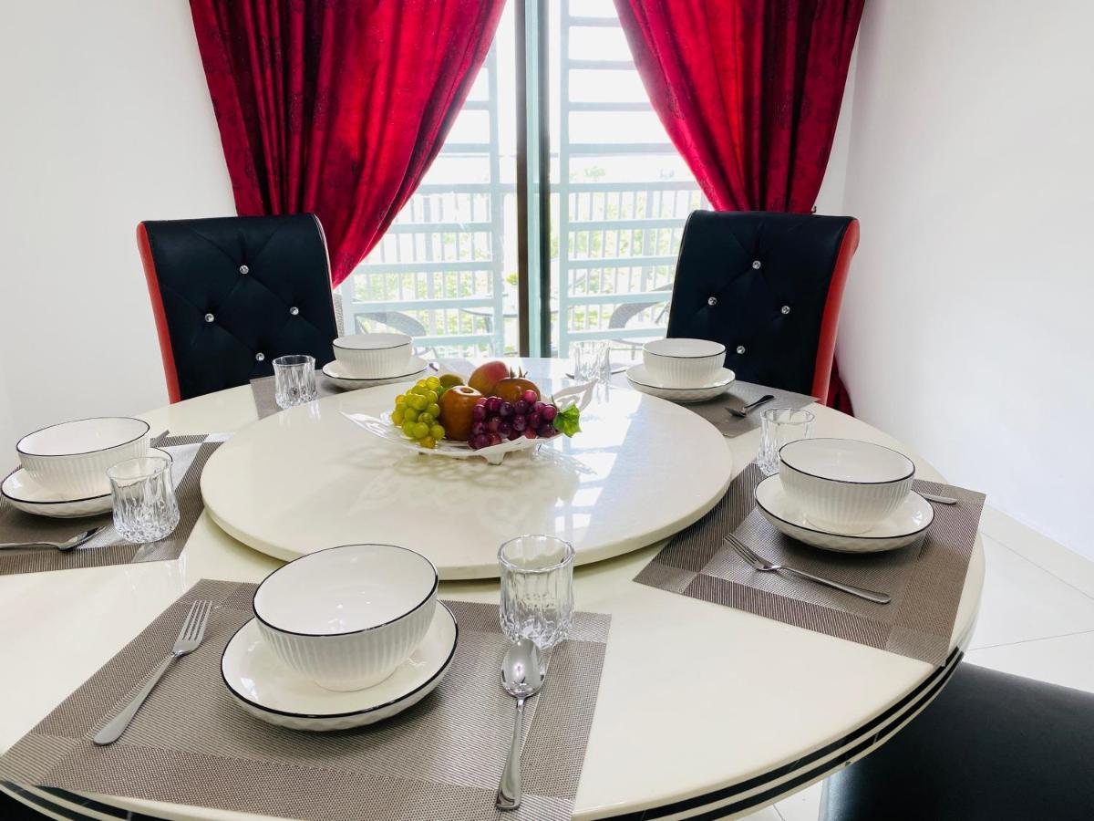 Cozy 1-10 Pax 4Qbeds 2Sbeds Shah Alam Sec7, I-City ภายนอก รูปภาพ
